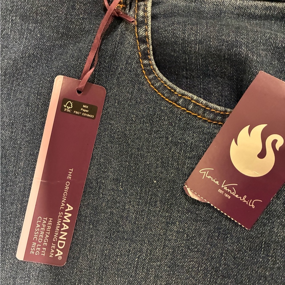Gloria Vanderbilt Amanda Jeans in Deep Blue